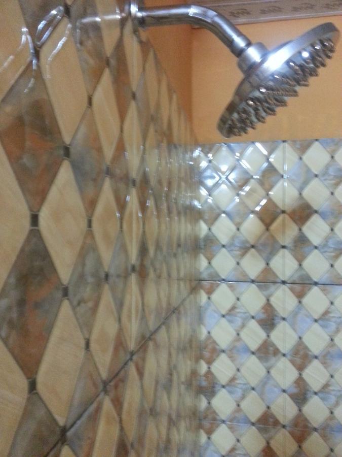 Golden Lilies Hotel Kokrobite Luaran gambar